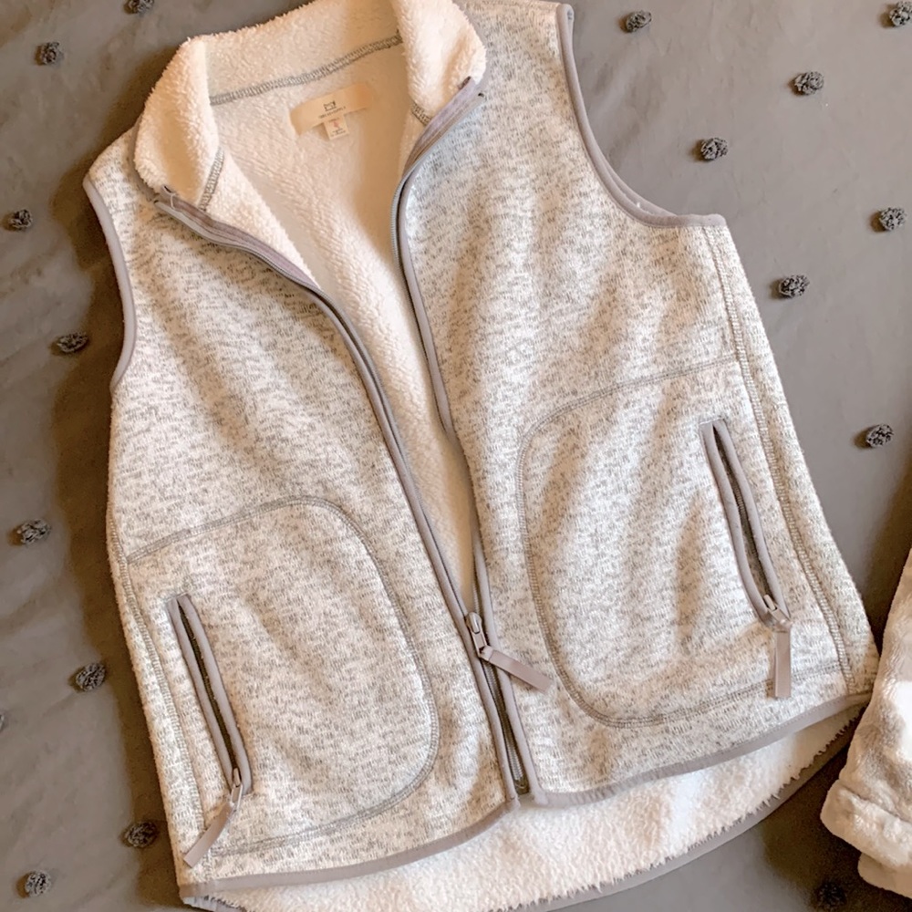 zip up sherpa vest